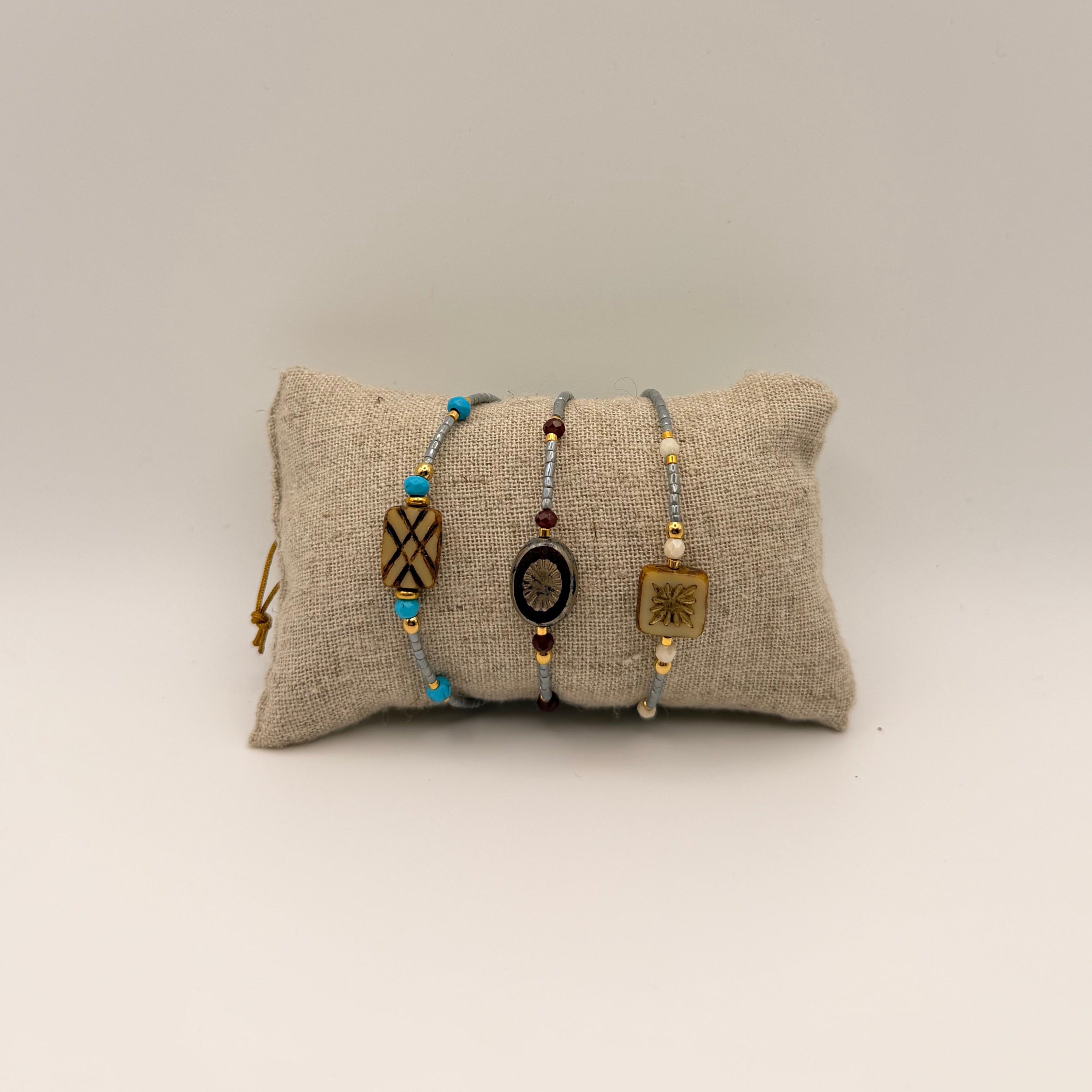 Pulsera Checa Tribal