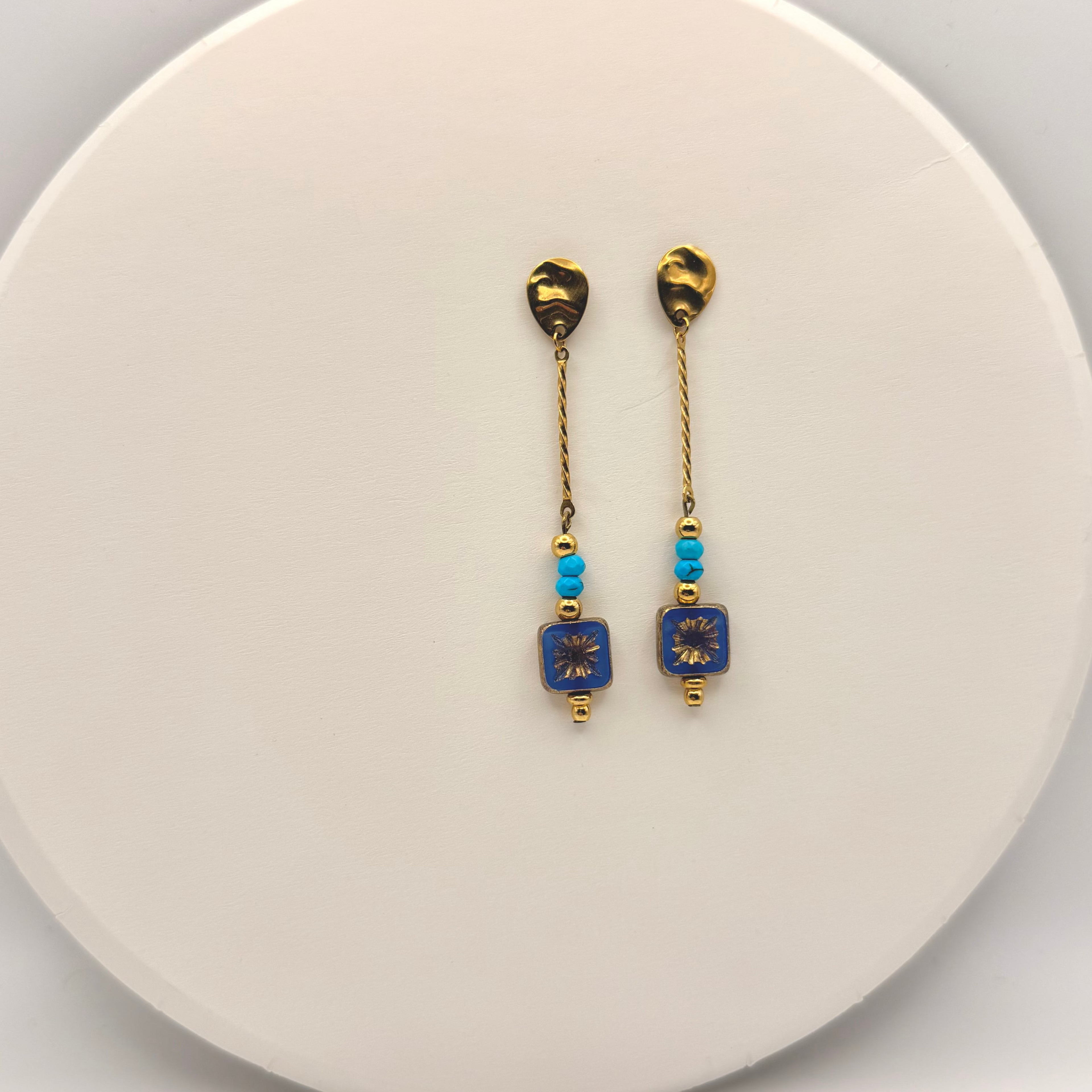 Pendientes Largos Checos